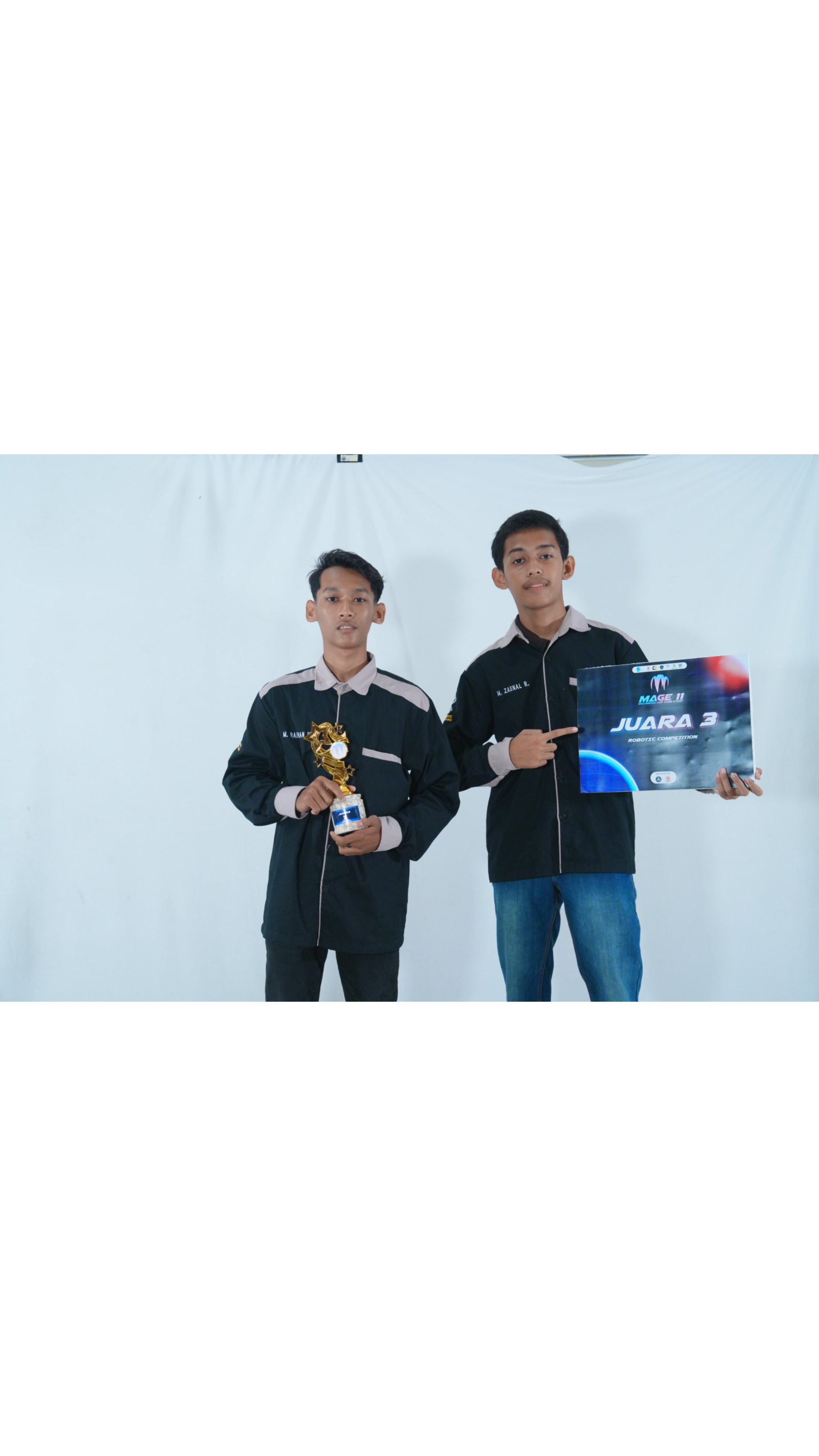 Juara 3 Line Follower Mage 11 ITS