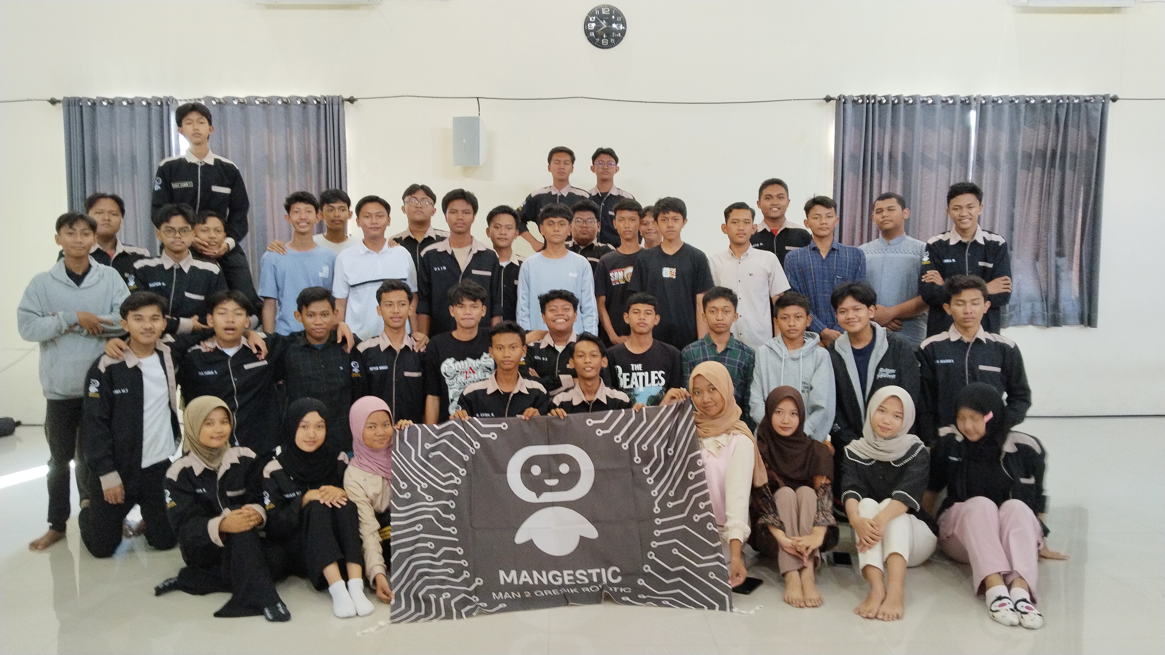 ANGGOTA MANGESTIC 2025/2026