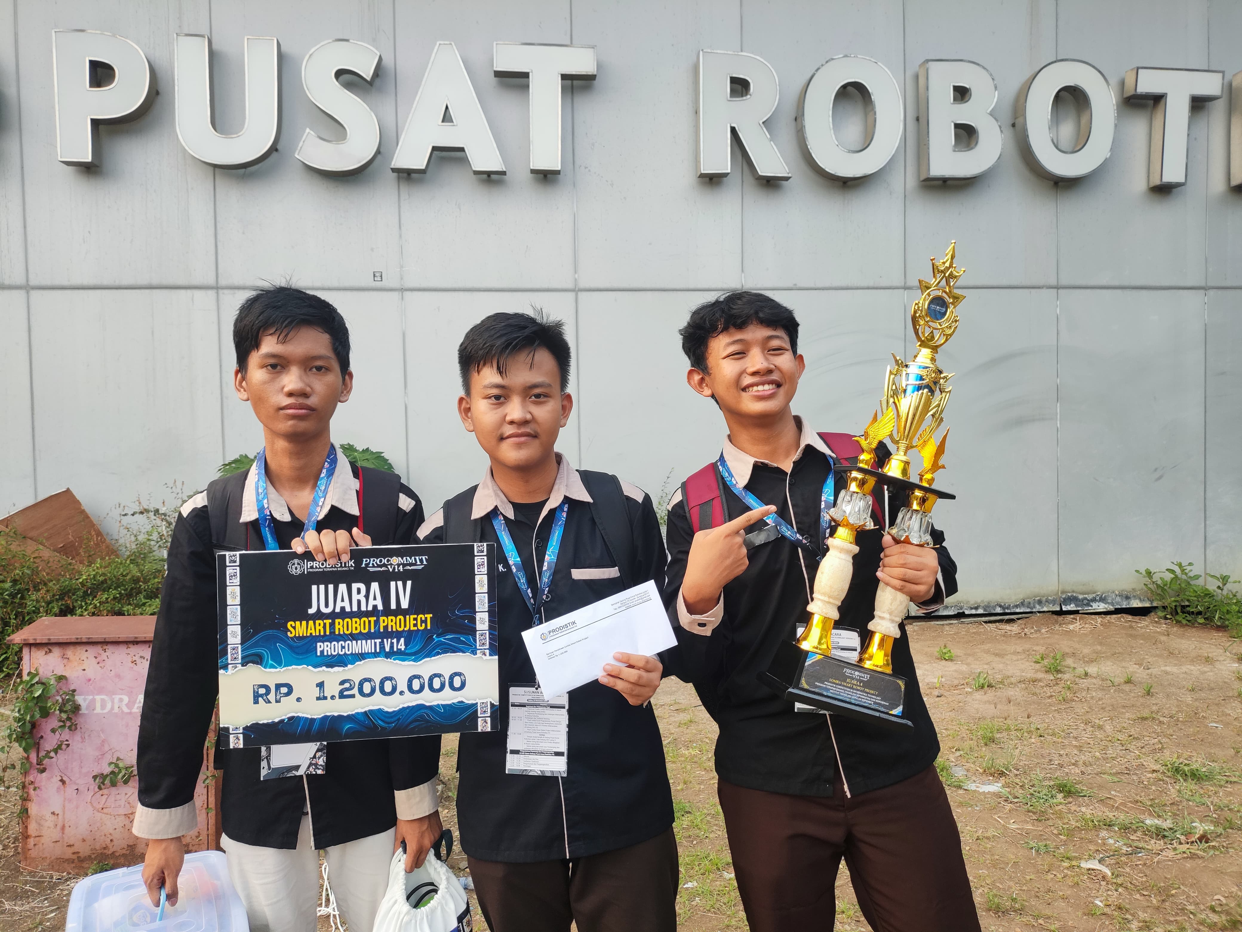 Juara 4 PROCOMMIT V14